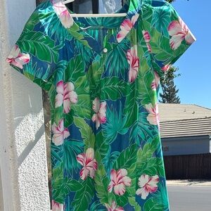 Hilo Hattie Green and Pink Floral Dress